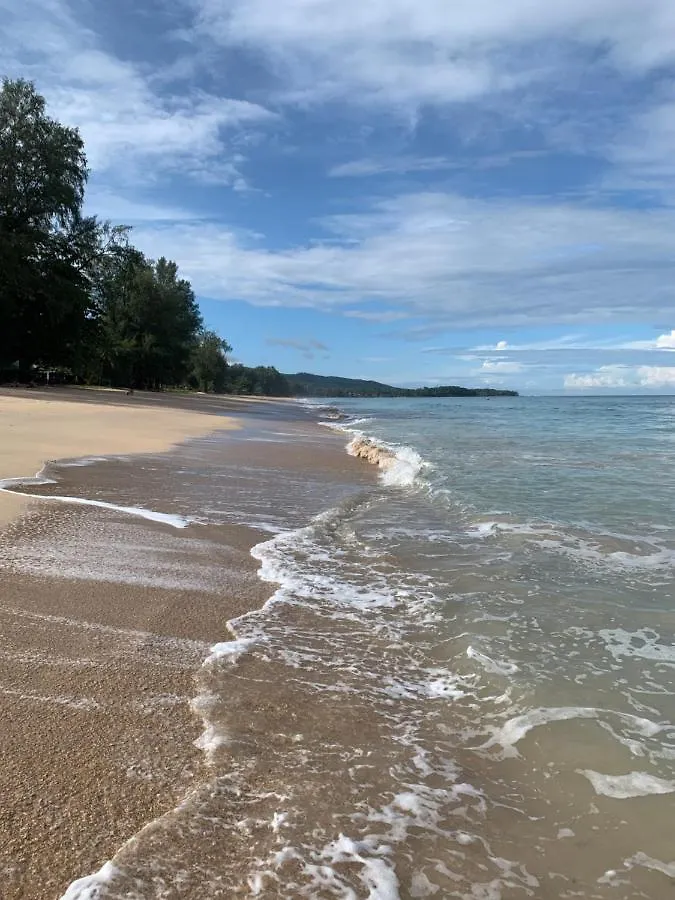 Montra Long Beach Bungalows Koh Lanta