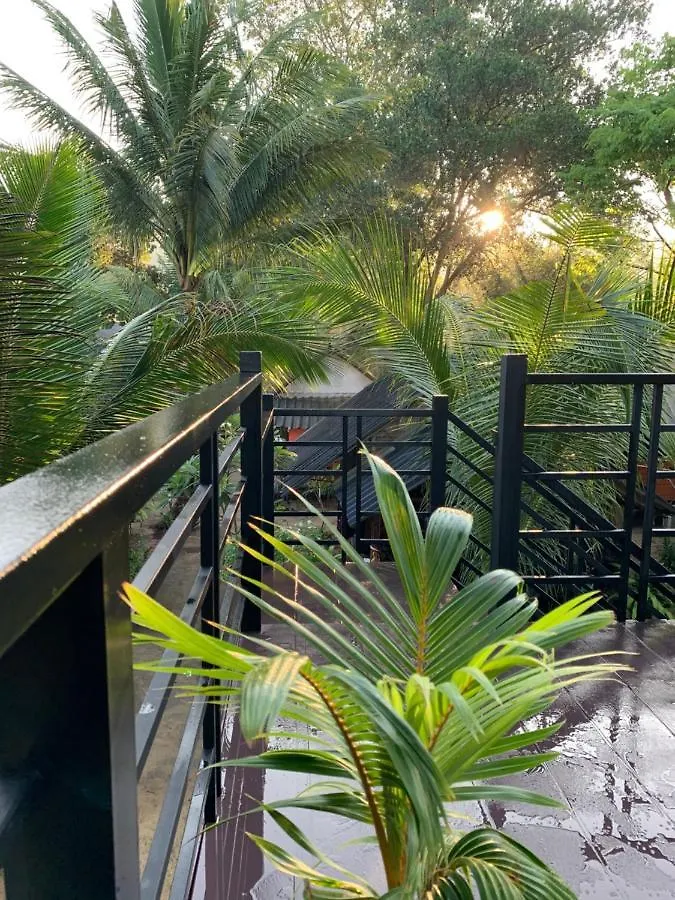 Montra Long Beach Bungalows Koh Lanta 0*,  Thailand