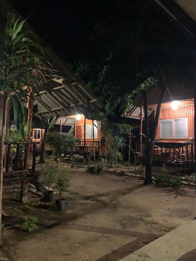 Guest house Montra Long Beach Bungalows Koh Lanta